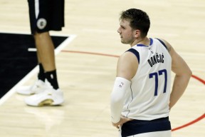 尤文图斯训练开放日，冲刺阶段遗憾出局引欢呼，NBA常规赛在即，细节决定成败 -开云娱乐